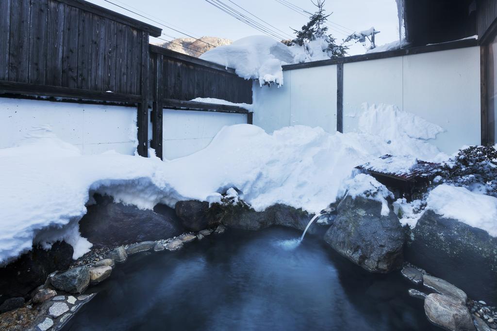 Okada Ryokan Warakutei Takayama  Exterior photo