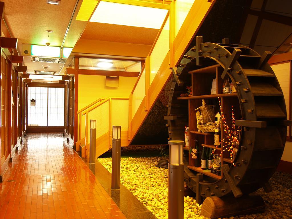 Okada Ryokan Warakutei Takayama  Exterior photo