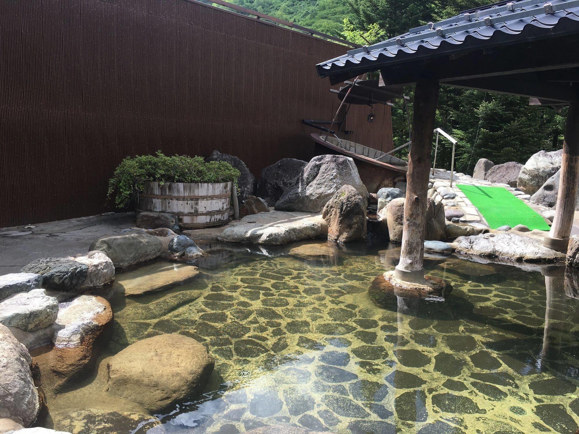 Okada Ryokan Warakutei Takayama  Exterior photo