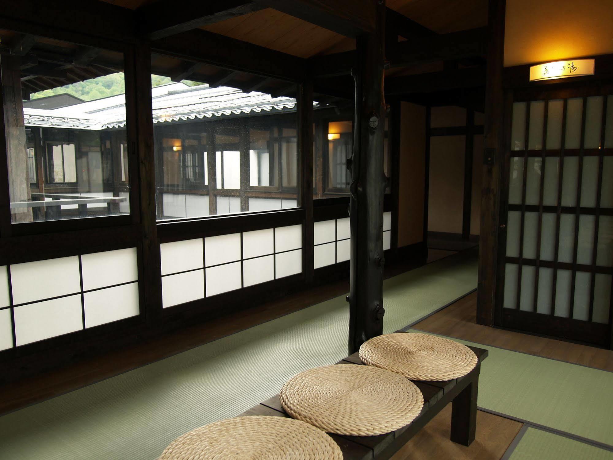 Okada Ryokan Warakutei Takayama  Exterior photo